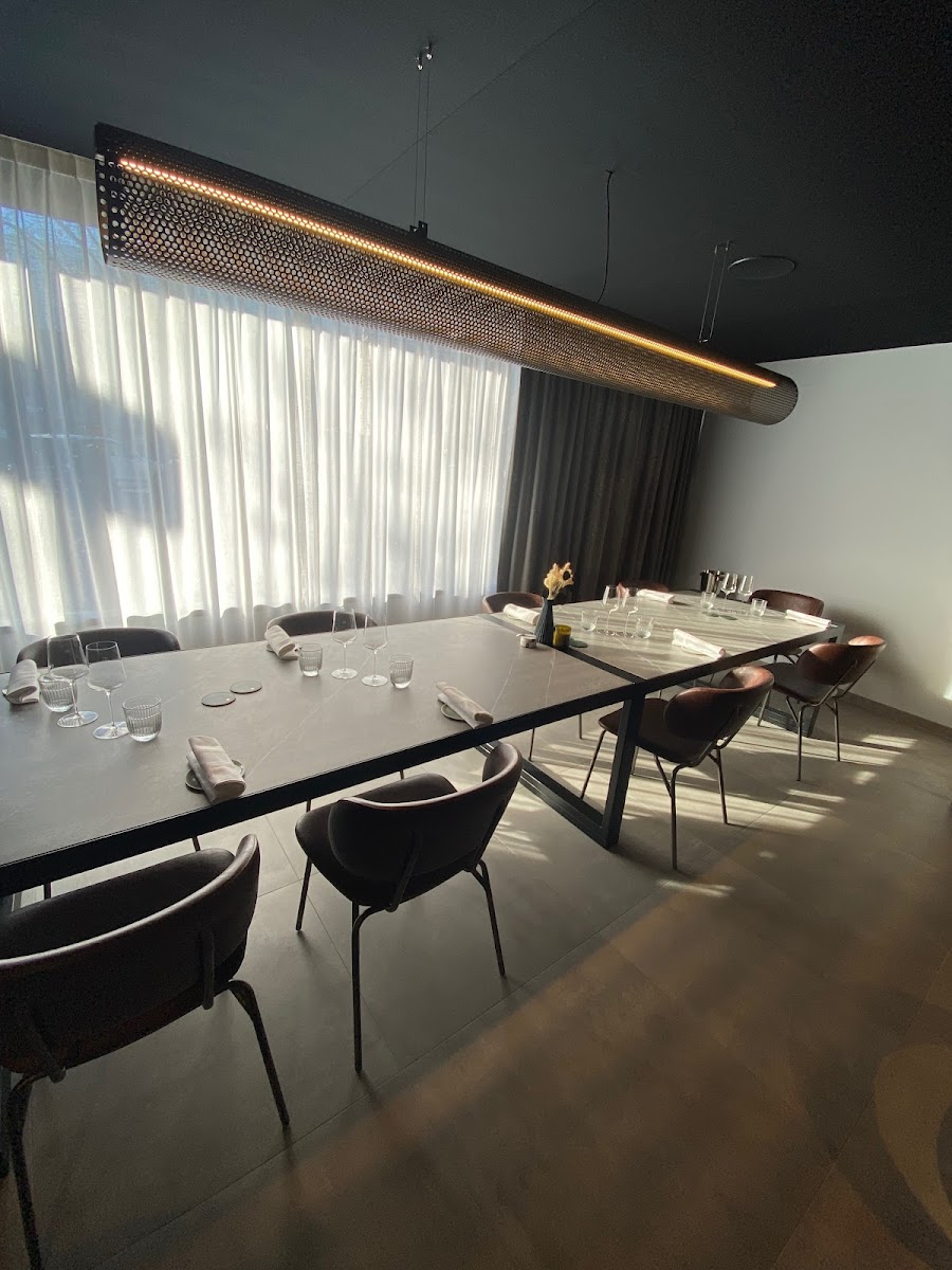 Le Rousseau Restaurant Grenoble / Le Pont De Claix